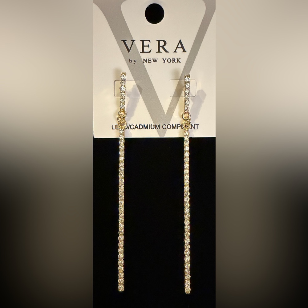 Vera New York Goldtone and rhinestone Long dangle post Earrings - Picture 2 of 6